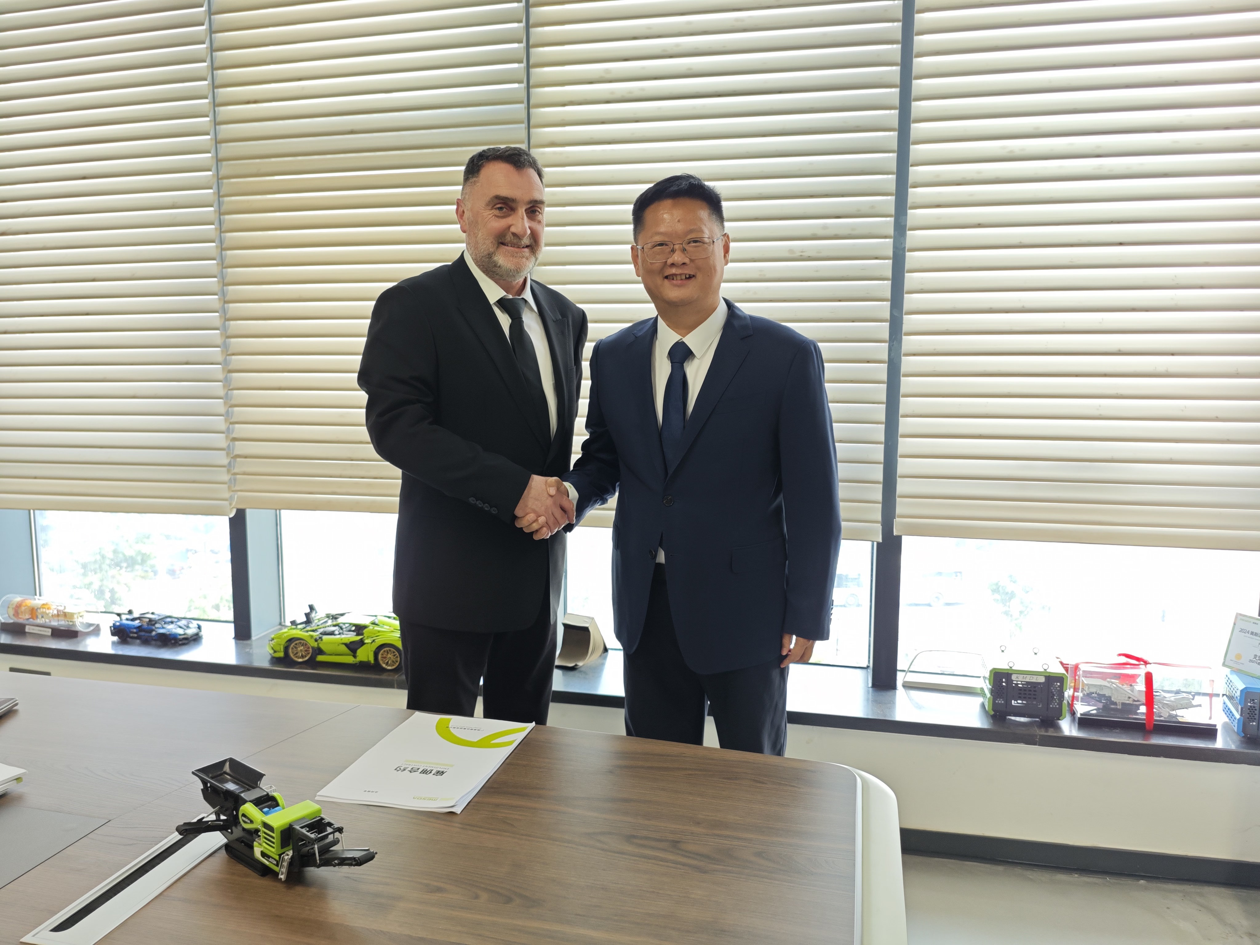 1768890564593753.jpg 1768890564593753.jpg